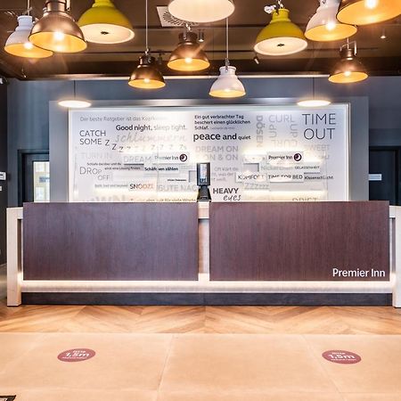 Premier Inn Wuppertal City Centre Exteriör bild