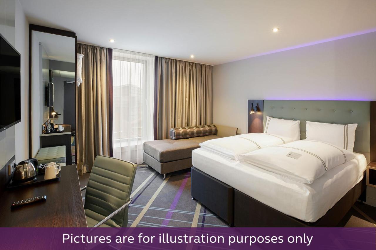 Premier Inn Wuppertal City Centre Exteriör bild