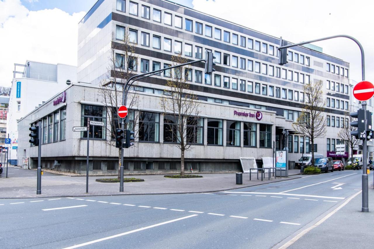 Premier Inn Wuppertal City Centre Exteriör bild